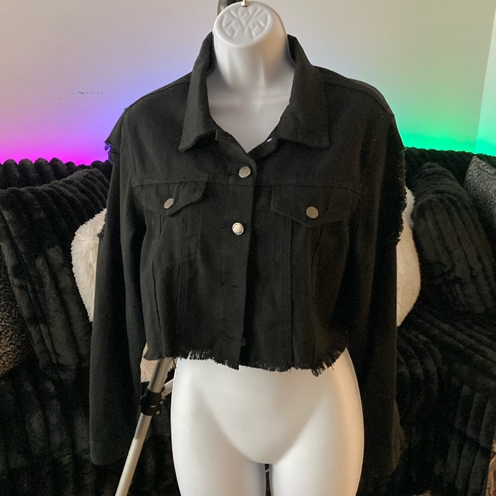 Black Cropped Denim Jacket with back out
